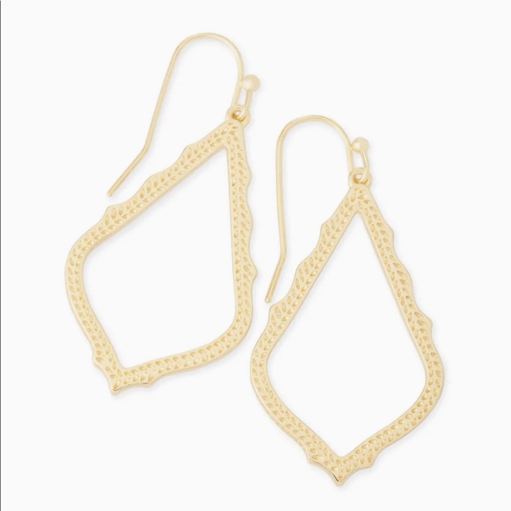 Sophia Drop Earrings In Gold